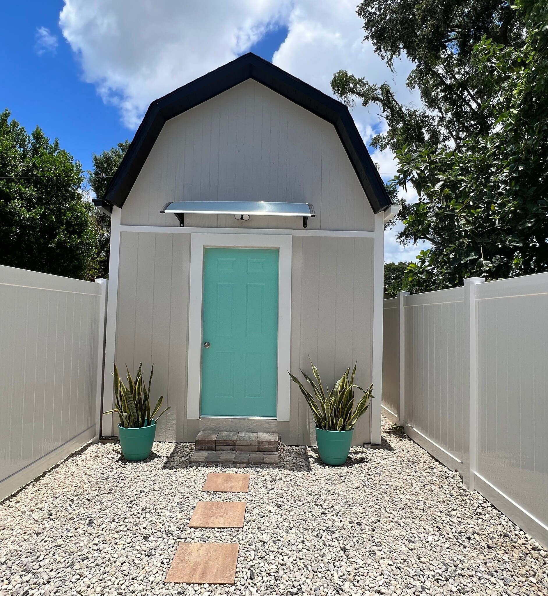 Front door - 3027 W Cordelia St