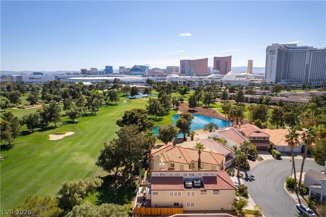 Building Photo - 2845 Queens Courtyard Dr