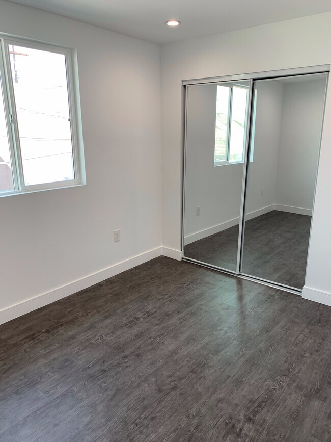 Building Photo - 2507 Cincinnati St