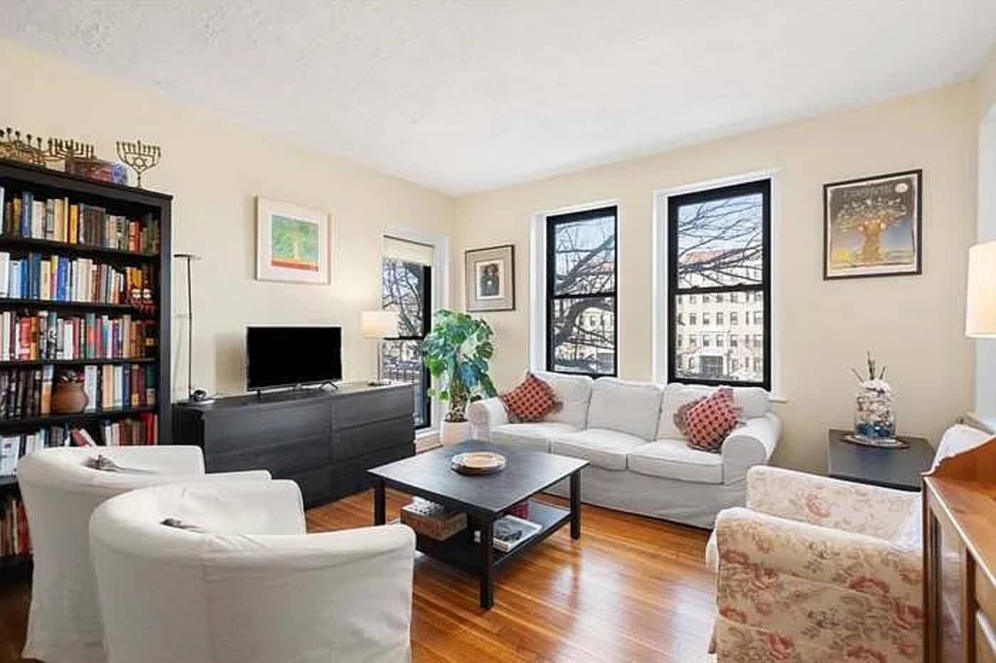 Building Photo - 1400 Commonwealth Ave