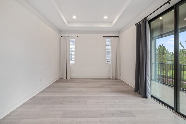 Building Photo - Estancia 3-Bed Retreat in Wesley Chapel wi...
