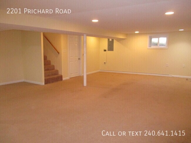 Building Photo - 2201 Prichard Rd