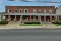 Building Photo - 66 Dewey St