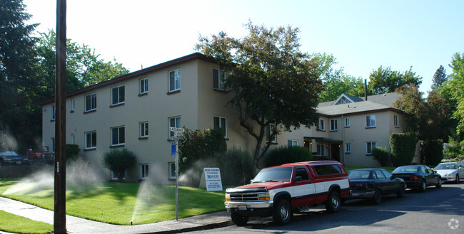 Primary Photo - 801 S Adams St
