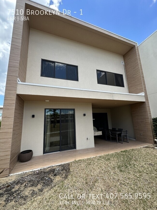 Building Photo - 7510 Brooklyn Dr