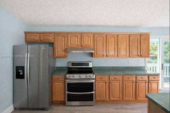 Building Photo - 61 Central Ave