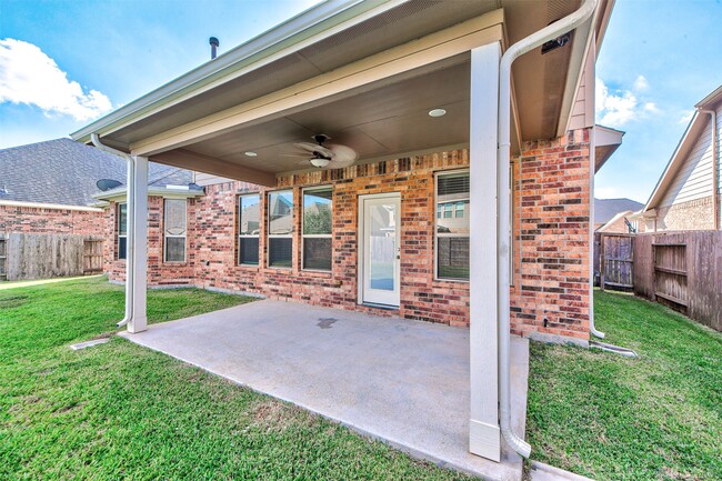Building Photo - 6202 Eden Prairie Dr