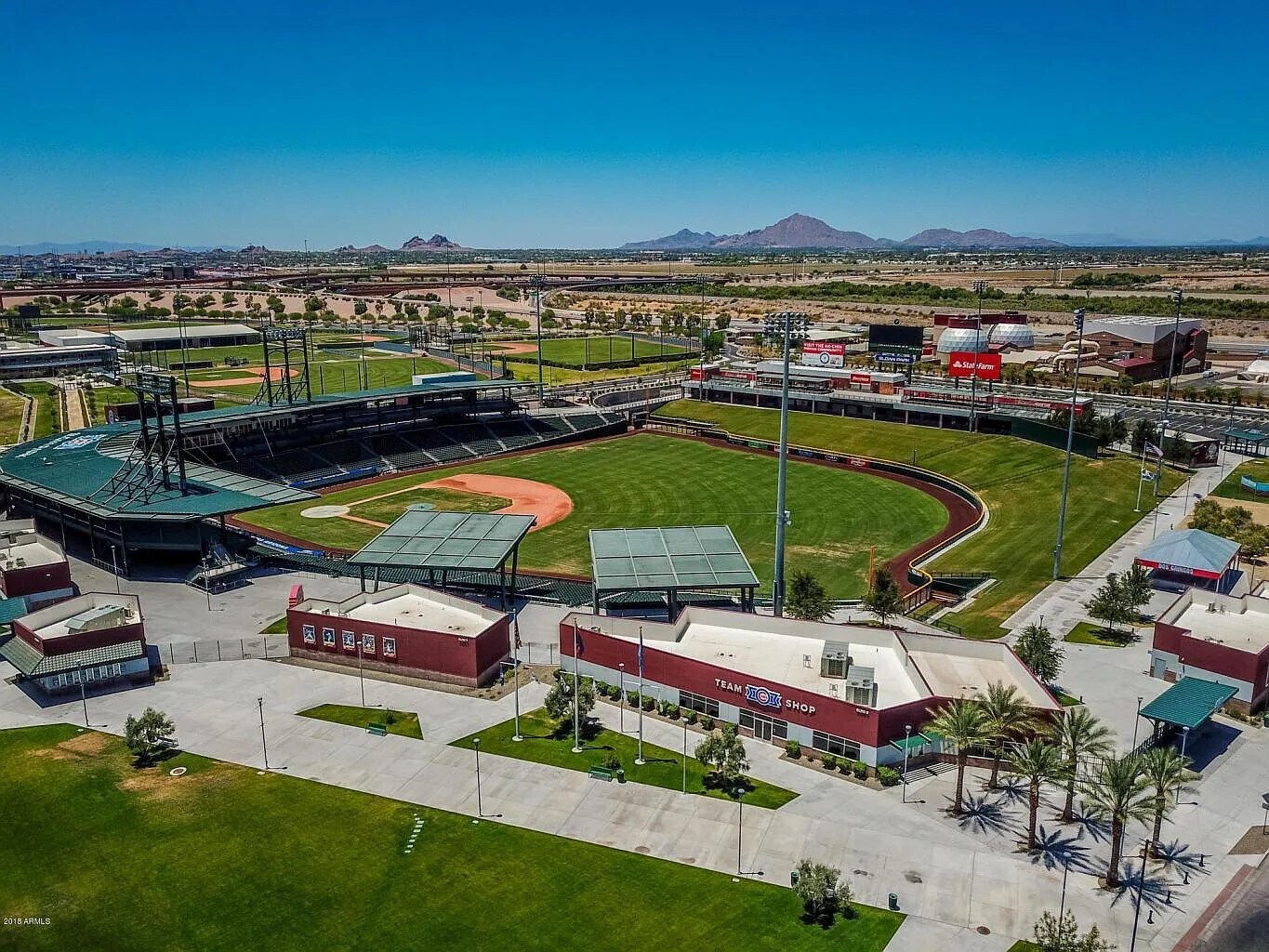 Building Photo - 280 S Evergreen Rd