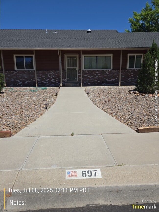Primary Photo - 697 Bluerock Rd
