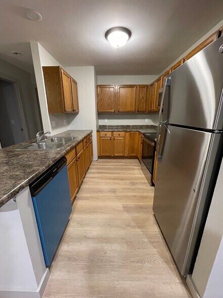 Building Photo - 2931 King James Way