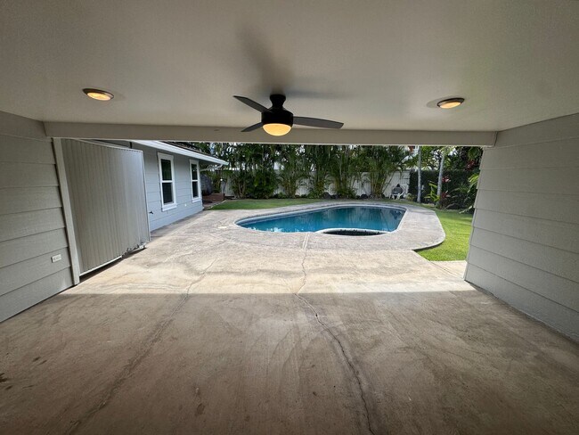 Building Photo - 279 Hamakua Dr
