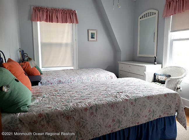 Building Photo - 137 Stockton Ave