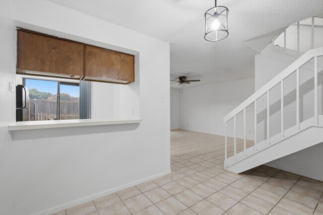 Building Photo - 14800 Enterprise Dr