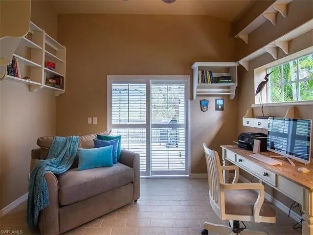 Building Photo - 27100 Flamingo Dr