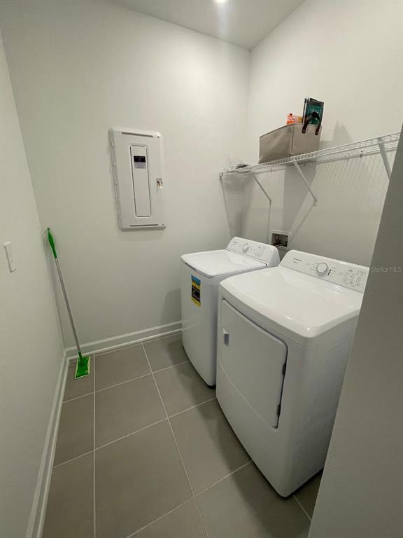 Building Photo - 3233 Addison Blvd