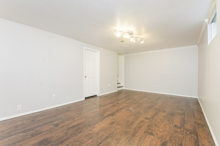 Building Photo - 2895 S Ingalls Way