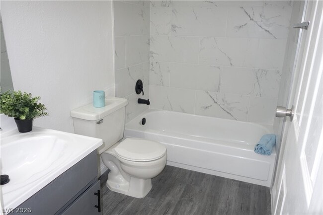 Building Photo - 4922 Newport Cove Dr