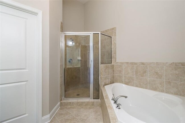 Building Photo - 2256 Tenor Ln