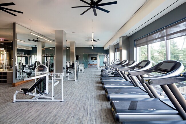 Building Photo - 1524 Sheepshead Bay Rd