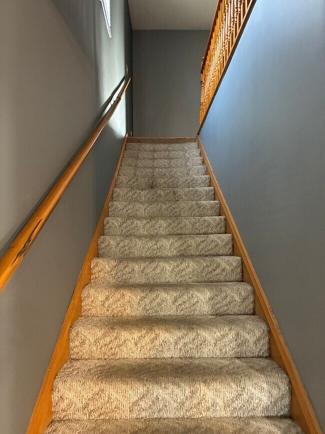 Building Photo - 5309 30th Pl