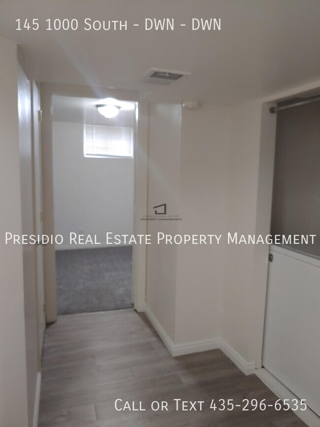 Building Photo - 145-1000 1000 S