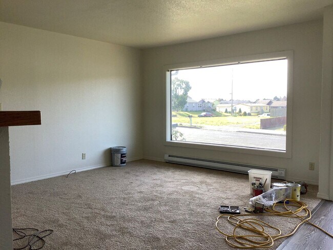 Building Photo - 0402