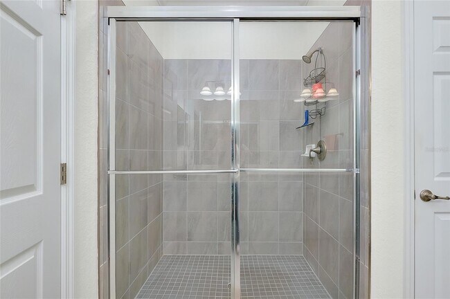 Building Photo - 10063 Crooked Crk Dr