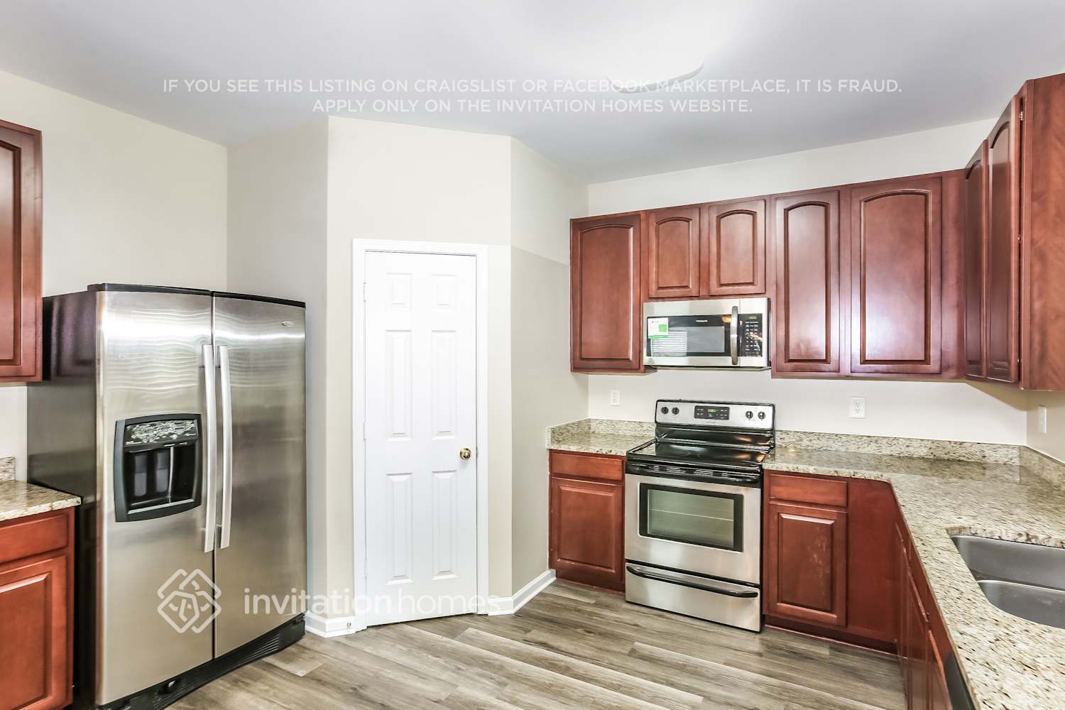 Building Photo - 212 Sycamore Creek Rd