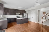 Building Photo - 432 Scarecrow Ct