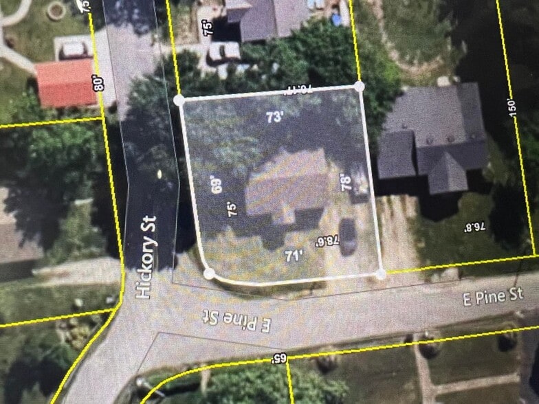 Building Photo - 194 E Pine St