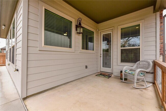 Building Photo - 3006 Rio Verde Dr