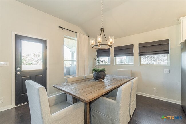 Building Photo - 2745 Ridge Forest Dr