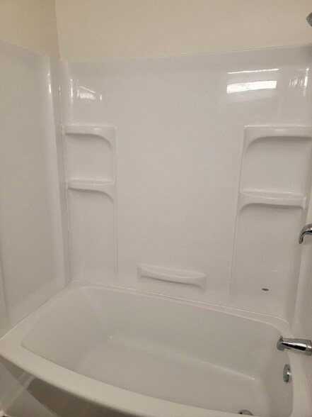 Building Photo - 604 Selma St