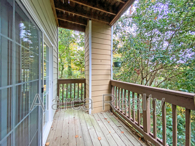 Building Photo - 3933 Arbor Ln