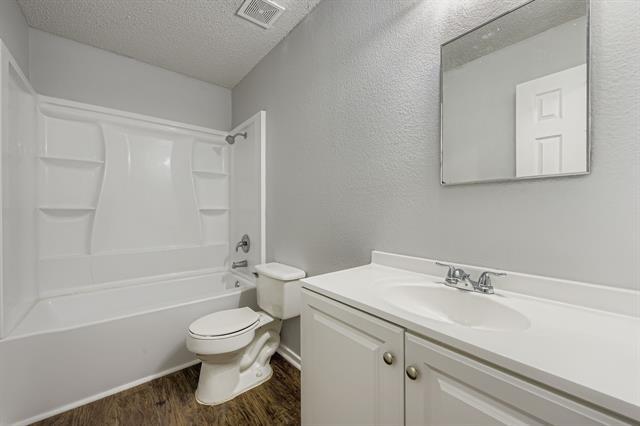 Building Photo - 3904 Stonewick Ct