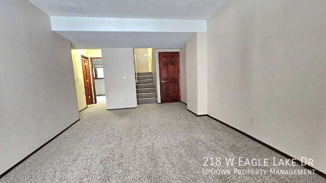 Building Photo - 218 W Eagle Lake Dr