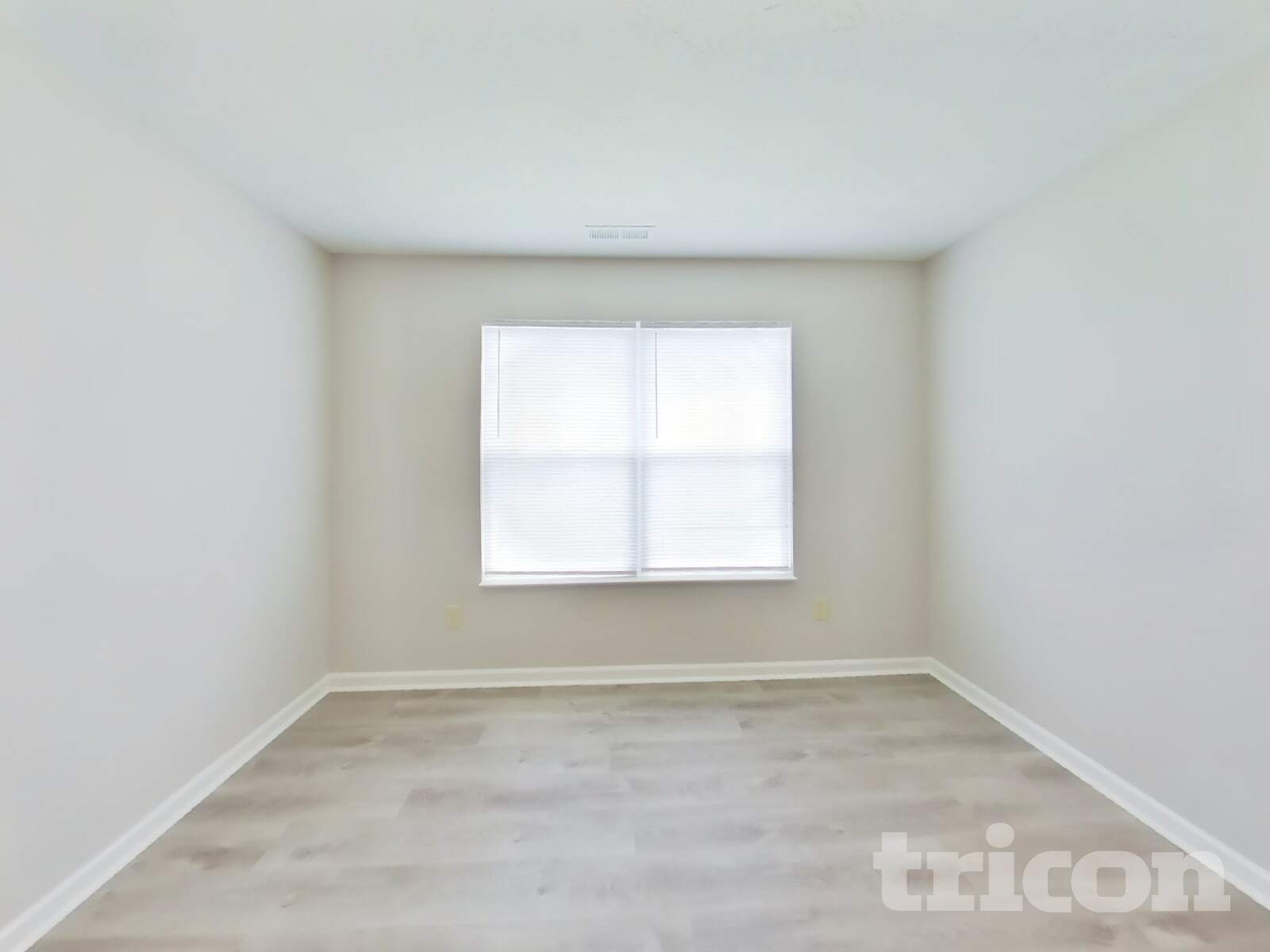 Building Photo - 949 Knox Dr