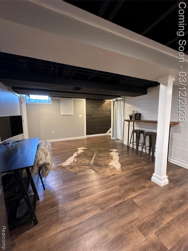 Building Photo - 270 Winry Dr