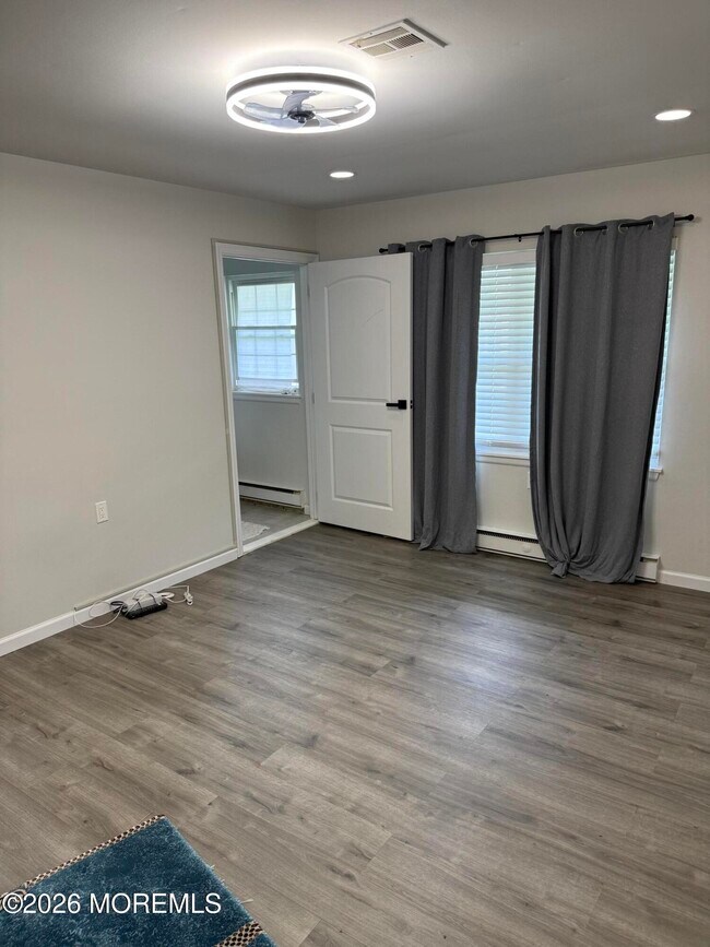Building Photo - 286B Malvern Ct E