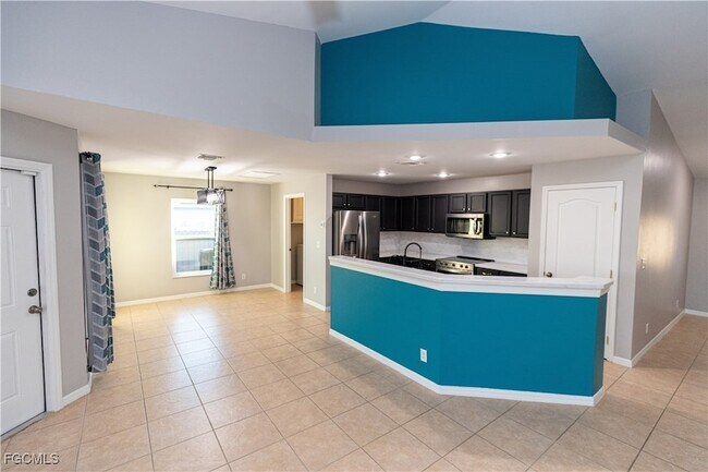 Building Photo - 3073 NW 4th Ave