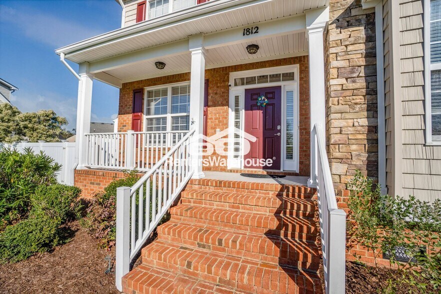 Building Photo - 1812 Haby Ln