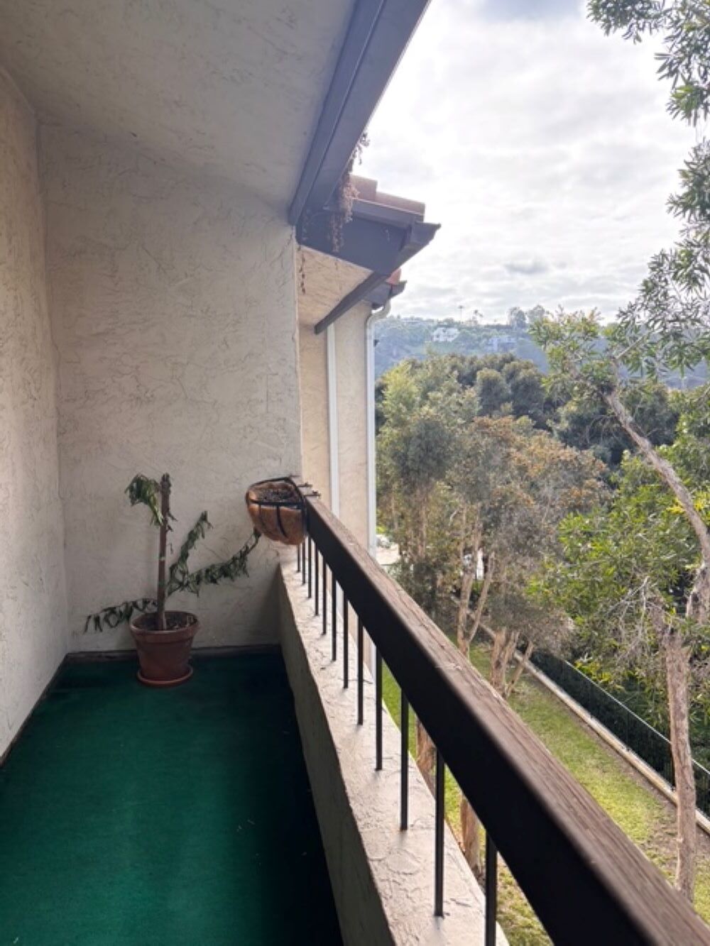 Building Photo - 5765 Friars Rd