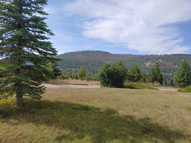 Building Photo - 8890 Cusker Ln