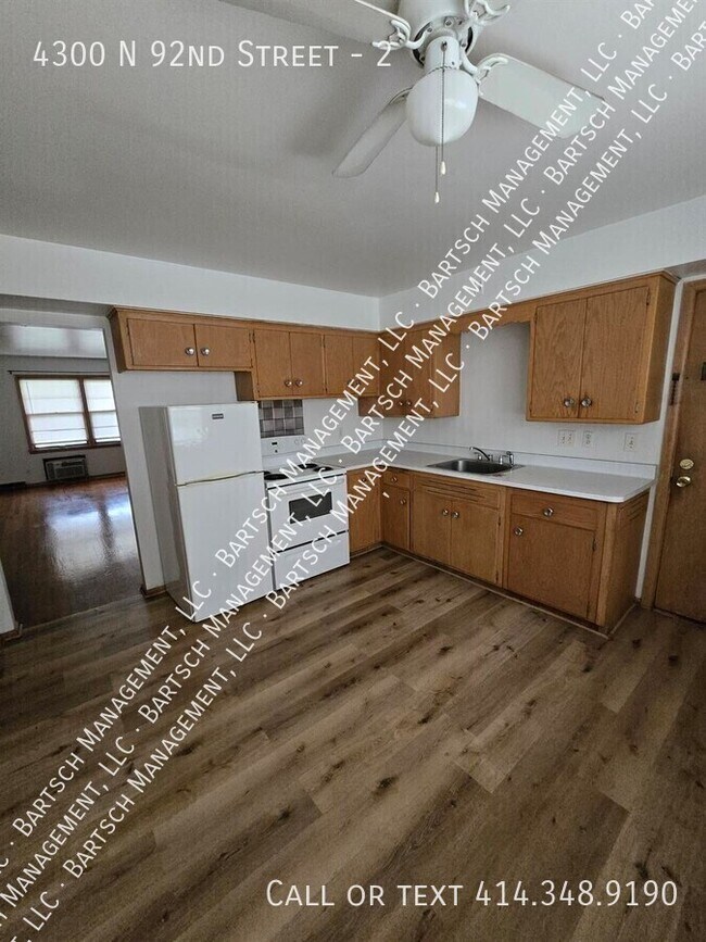 Building Photo - 4300 N 92nd St