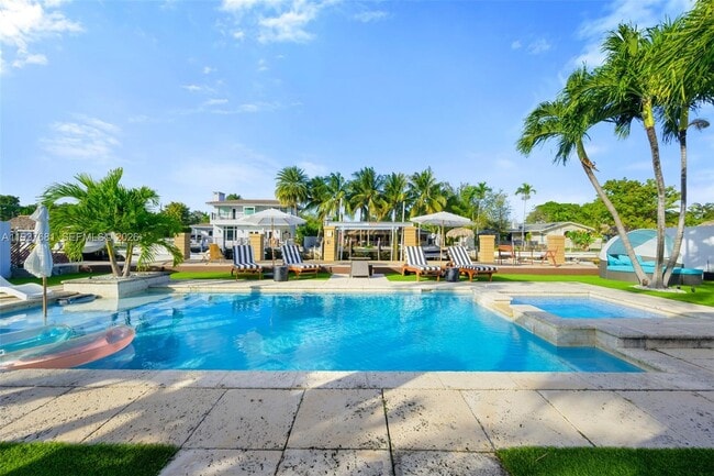 Building Photo - 1935 Keystone Blvd