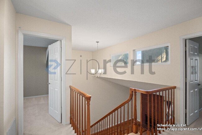 Building Photo - 7898 Gate Way