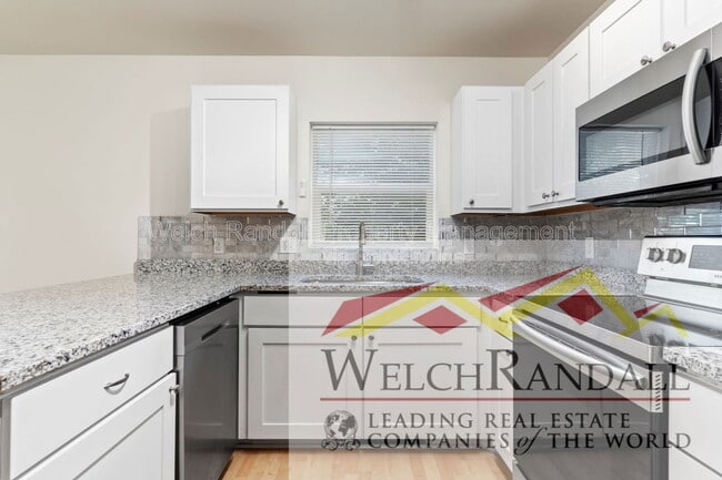 Building Photo - 1701 E 1450 S