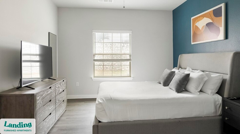 Building Photo - 8200 Clarksprings Dr