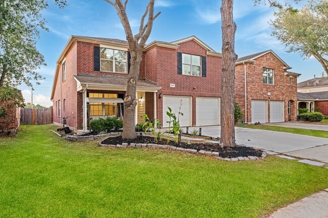Building Photo - 16530 Bristle Creek Dr