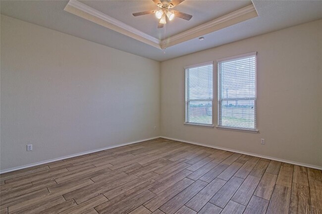 Building Photo - 468 Perryville Lp